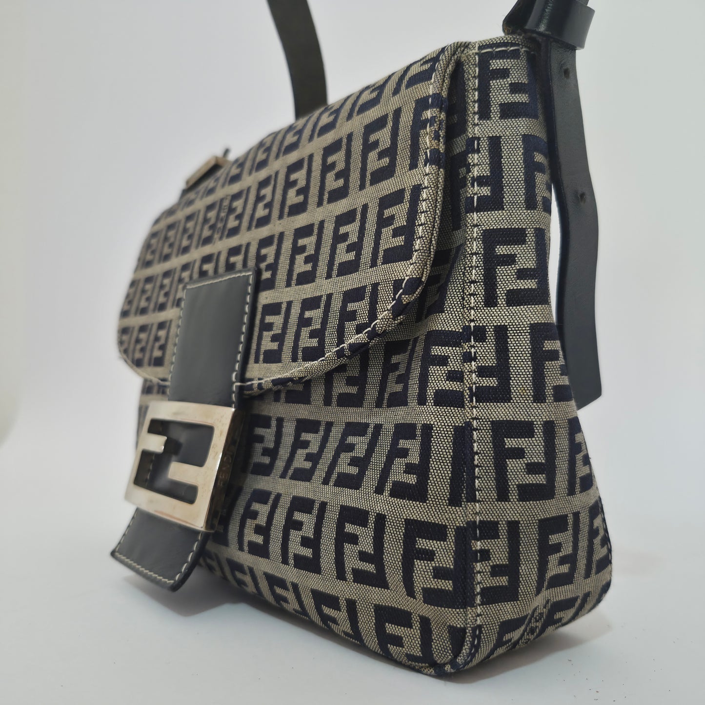 Fendi Baguette